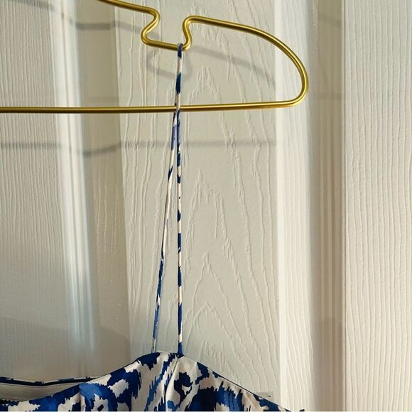 Harold's 100% Silk Dress - Picture 6 of 13